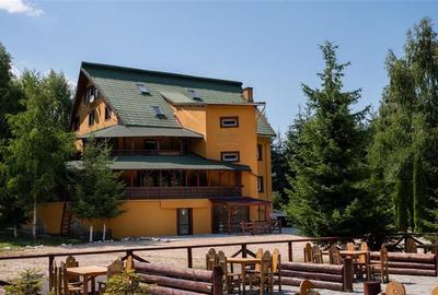 Complex turistic 18 camere, piscina si iaz, de vanzare, Rasnov - Glajarie, jud B - 1