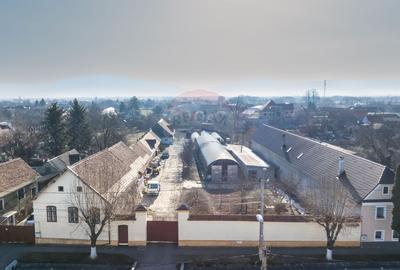 Casă de vânzare în centrul localității Prejmer, teren 5.055 mp! - 4