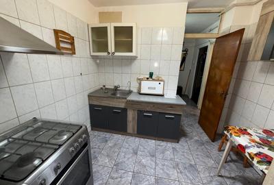 3 Camere Et.1/4 An constructie 1981 Zona Apusului - 4