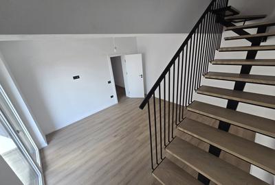Apartament superb pe 2 niveluri. Bucatarie inchisa. 2 Locuri de Parcare. - 3