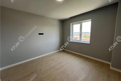 Penthouse cu 3 camere 2 bai si 2 terase zona Calea Surii Mici din Sibi - 4