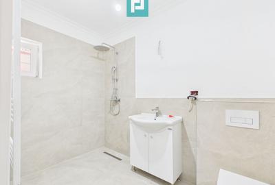 Apartament spatiu str Marasesti - 13