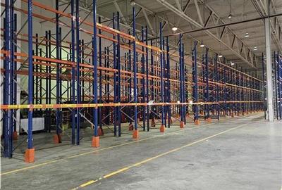 Spatiu Industrial - 4000 mp - Logistica - Depozitare - Distributie - 1