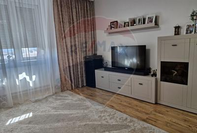 Apartament cu 2 camere de vânzare în zona George Enescu - 1