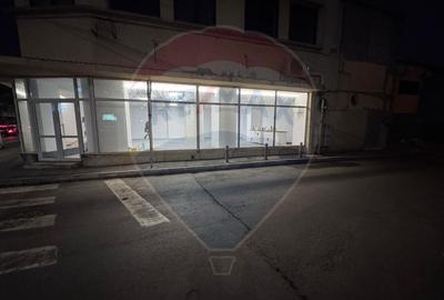 De inchiriat | Spatiu comercial | Piata Centrala - 11