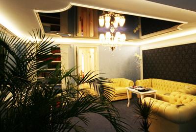 Venus, pensiune  moderna, decorata art deco, 11 camere si restaurant - 1