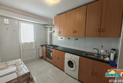 Apartament 2 camere decomandat, Micro 21, etaj 6/8, balcon generos, 56 mp - 3
