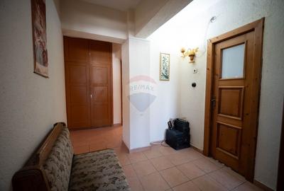 Apartament cu 4 camere de vânzare în zona Central - 12