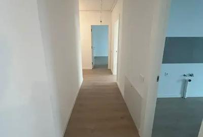 Apartament cu 3 camere decomandat în Theodor Pallady
