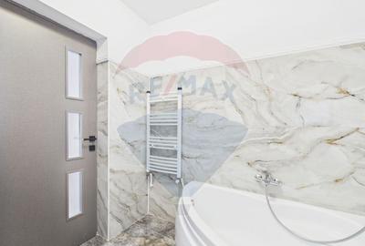 Casă / Vilă cu 5 camere de vânzare - 40