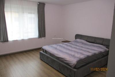 Comision 0 - Casa renovata cu 2 corpuri si gradina in Caransebes - 10