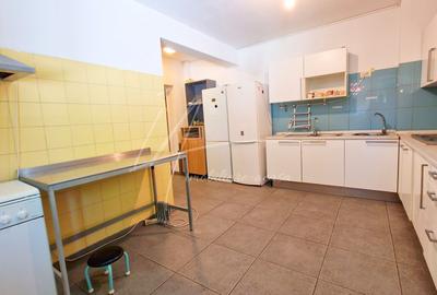Apartament cu 5 camere si curte de 358 mp. - 13