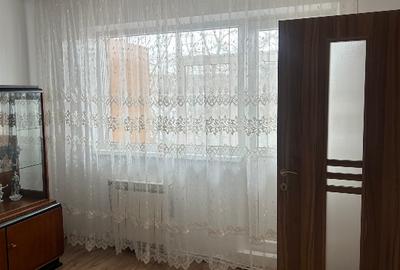 PROPRIETAR vaănd apartament 2 camere,semidecomandat,zona ultracentrală în - 8