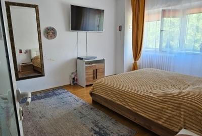 Apartament 2 camere decomandat 56mp - ETAJ 1 - Belvedere Nicolina - bloc 1986 - 5