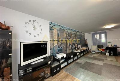 6 Camere - 3 Bai - 128mp utili + Spatiu Comercial - 2