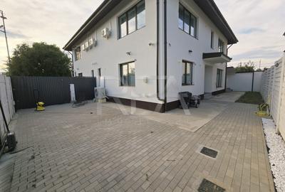 Casă individuală cu 5 camere în 1 Decembrie 1918