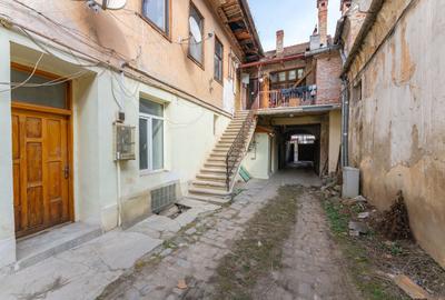 Clădire de vânzare în Brașovul Vechi | 16 camere | Potențial de dezvoltare - 3
