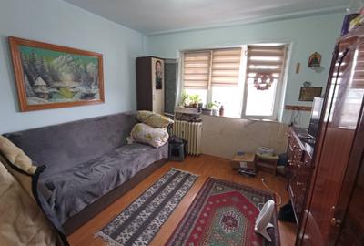 Camera de camin cu baie la interior, etaj intermediar, Bularga-Baza 3 - 1