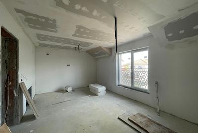 Duplex 4 camere, 95mp utili, 255mp teren, la asfalt -Urseni - 8