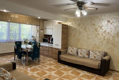 Exclusivitate! Apartament 3 camere, zona primarie,Murfatlar! - 2