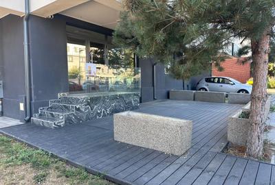 Spatiu Cafenea sau Bar cu Terasa Mare Otopeni 23August Luxor Residence - 1