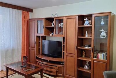 Apartament de 2 camere, mobilat si utilat, zona Astra - 1