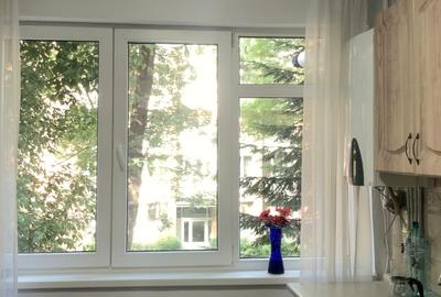 Apartament cu 3 camere 7 Noiembrie, etaj 1 din 4, strada Păcii - 4