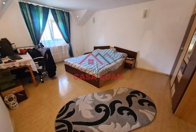 ●Casa in Breaza, central, 5 camere, 3 bai, an 2007, teren 410mp, 175.000e● - 10