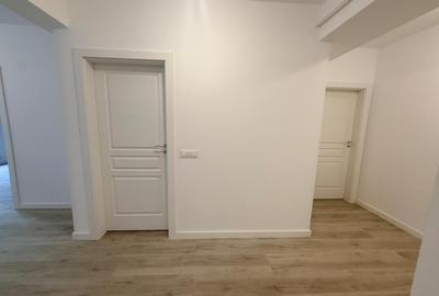 Birou 116 Mp + Grădină 130 Mp - Complex Nou - Bucătărie mobilată și utilată - 9