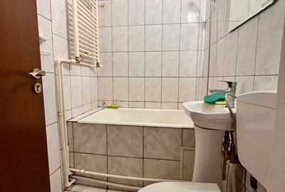 Garsonieră în Tudor Vladimirescu,etaj intermediar,CT - 7
