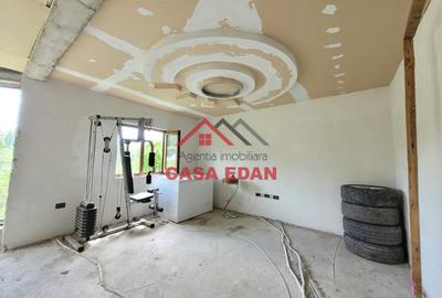 Casa 2010 in Scorteni 7 camere teren 1222mp 62.000e - 10