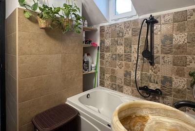 Apartament 2 camere - Domenii, etaj 2/2, centrala noua, curte, boxă, pod. - 18