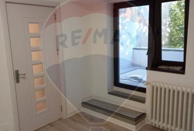 4 camere renovat | vedere fântâni Unirii | Bibescu Vodă | 106 mp - 2