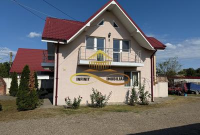 Casa de vanzare in Bacau Saucesti spatioasă cu etaj separat - 30