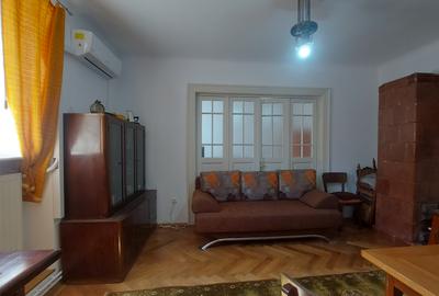 UNIRII -NATIUNILE UNITE 5 camere - 1