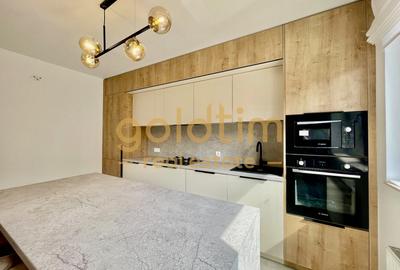 SUPERBA/SPATII DEPOZITARE/ANSAMBLU INCHIS CU PISCINA/RENOVATA - 1