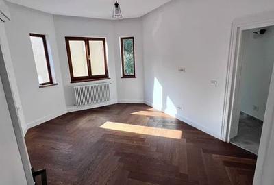 Cotroceni Închiriez casa 12 cam renovată  nemobilat300 mputili plus curte 250 mp - 7