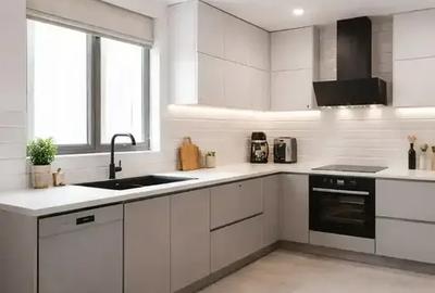 Apartament 3 camere, terasa 65 mp, curte 104 mp, bloc nou, metrou - 3