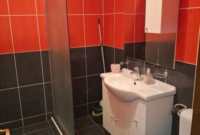 INCHIRIEZ/ Vindem in Mamaia Nord,apartament 2 camere - 10