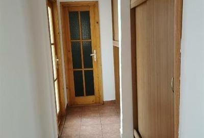 Apartament 4 camere zona Soarelui etaj 1 - 2