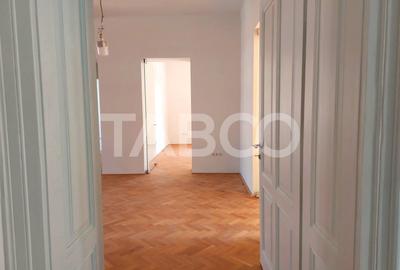 Casa istorica restaurata modernizata in totalitate zona Centrala Sibiu - 32