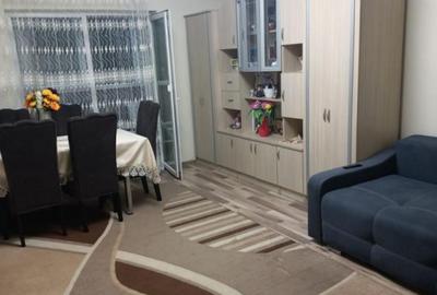 Apartament decomandat cu 2 camere, balcon și parcare – Florești - 1
