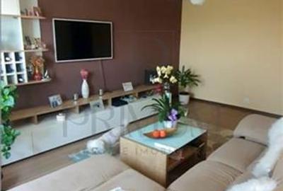 Apartament cu 3 camere decomandat, mobilat în Torontalului