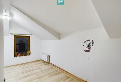 Apartament cu 2 camere pe 2 niveluri în Dumbrăvița - 9