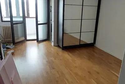 Garsoniera, decomandata, 34 mp, decomandata, balcon, metrou, Costin Georgian - 3