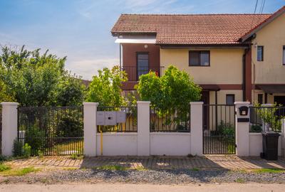 4 camere in triplex, teren 334 mp si terasa - Dumbravita, str. Magura - 2