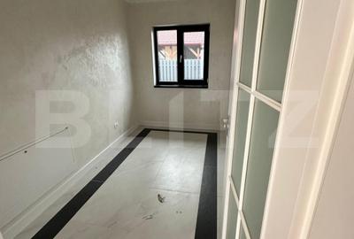Casă individuală de vânzare, 89 mp utili, 327 mp teren, zona Lunca Cetățuii - 11