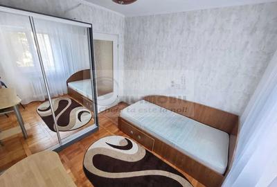 Apartament 3 camere decomandat - Podu Ros- Jumbo, Iasi - 1