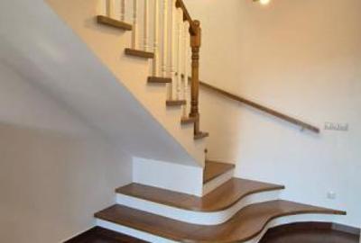 Casa de Vanzare Strada Ofrandei - 6