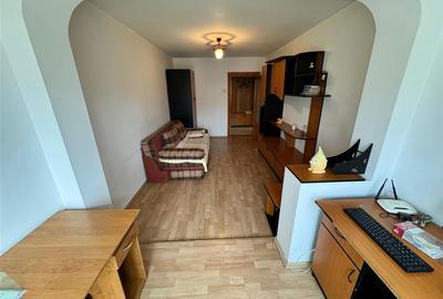 Apartament 3 camere, etaj 1, zona Bucegi, 73mp, eliberare rapida - 8